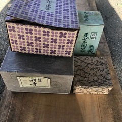 食器、4点セットの画像