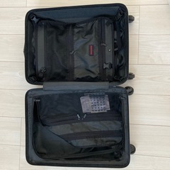 スーツケースの画像