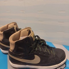NIKE ハイカットシューズ②の画像