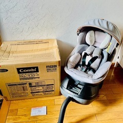 チャイルドシート(退院後から使用可能)Combiクルムーヴスマートの画像