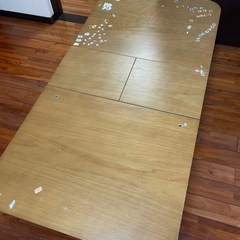 テーブル（大）の画像