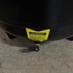 エアータンク　縦型　38ℓ 美品の画像