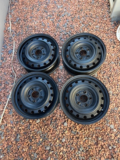 セレナ　ラフェスタ　日産純正　鉄ホイール