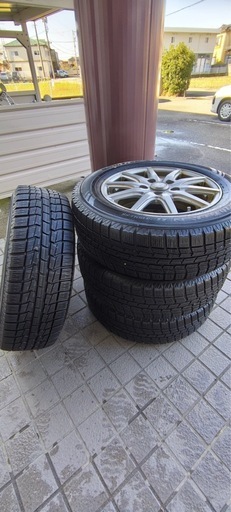 18年製 
中古タイヤ 195/65R15