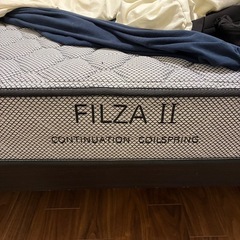 ダブルベットとフレームのセット
の画像