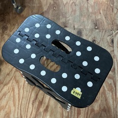 踏み台🪜折りたたみ式❣️水玉模様⚫️⚪️ハート柄🖤ハートセノビー汚れあり💦黒•白の画像