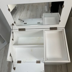 コスメワゴンの画像