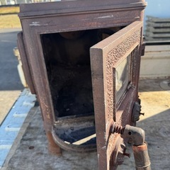 薪ストーブの画像