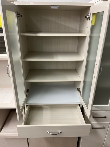 ジャングルジャングル貝塚店　食器棚　キッチン収納　2枚扉　アイボリー　すりガラス　中古　リユース　貝塚市　二色浜