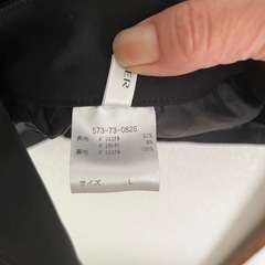 レディーススーツ上下セットの画像