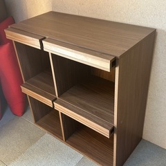 ディスプレイラック　棚の画像