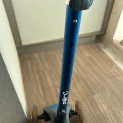 キッズ用キックボード 3ホイール 青の画像