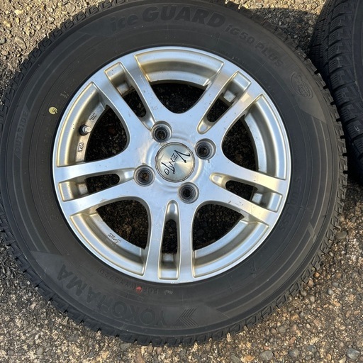 145/80R13アルミホイール付きスタッドレスタイヤ