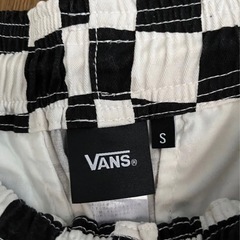 VANS 
パンツの画像
