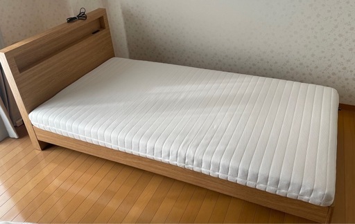 美品 ニトリ ベッドフレーム マットレス付き♪