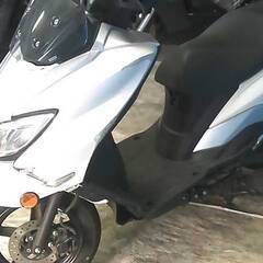 SUZUKI バーグマンストリート125EX 白 格安提供車 エンジン始動動画 半額配送キャンペーン 現状渡し諸経費￥0- 横浜 P-Yardの画像