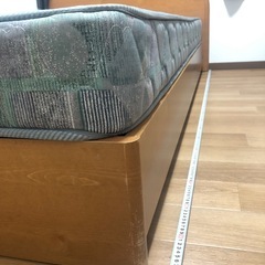 セミダブルベッド(フレーム&マットレス)の画像