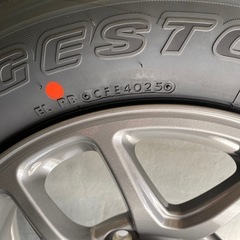 ジムニーJB64純正ホイール付きタイヤの画像