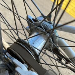 リサイクルショップどりーむ鹿大前店　No.562　自転車　白色　ブレーキワイヤー新品　ライト×　ギア切り替え〇の画像