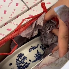 中国の青瓷柄食器の画像