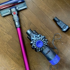 【訳あり】ダイソン掃除機dyson v6 fluffy originの画像