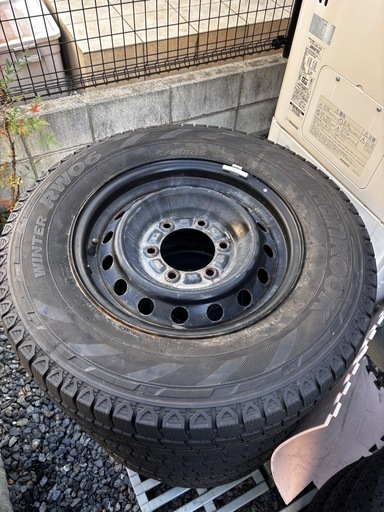 ハイエーススタッドレスタイヤ 195/80r15 4本