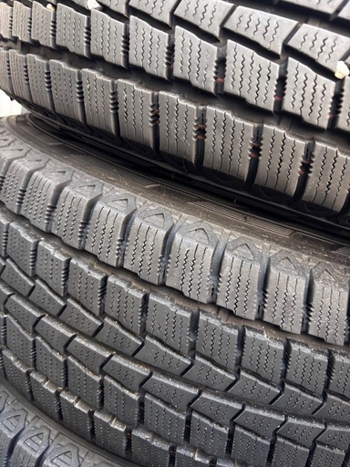 ハイエーススタッドレスタイヤ 195/80r15 4本