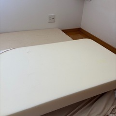急募　シングルマットレス　中のスポンジ　　