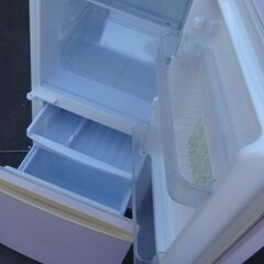 シャープの冷蔵庫の画像