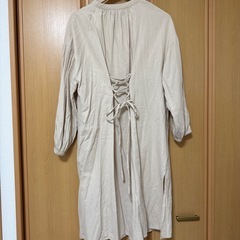 シャツワンピースの画像