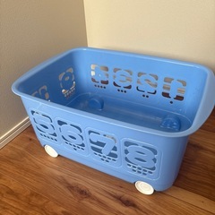 トーマスの収納ケースの画像