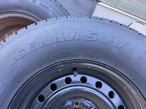タイヤホイール、グッドイヤーアイスナビ265/70R16(112Q)