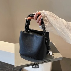 (決まりました)バケツ型 2WAYバッグ ブラック ショルダー ハンドバッグ 高見えの画像