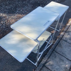 ロゴスキッチンテーブル
の画像