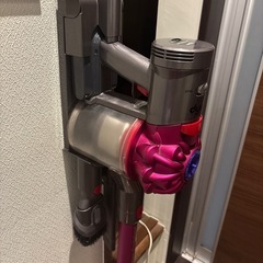 モーターヘッドのみ難あり！ダイソンV7 　ノズル2種類付きの画像