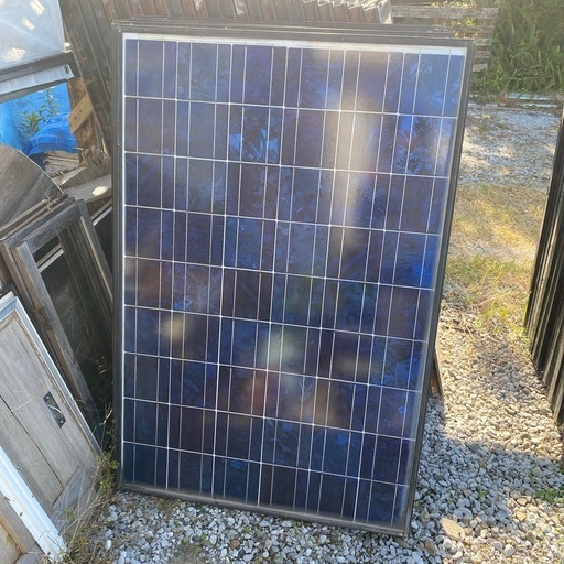 SHARP ソーラーパネル(中古)6枚あります。  【最終お値下げ】 太陽光パネル・太陽電池モジュール(SHARP)中古品 (woodman) 運動公園の