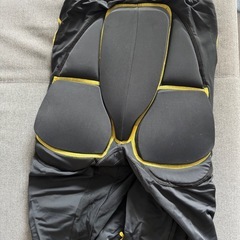 鎧武者YOROI MUSH パッド付きヒップガード L ブラックの画像