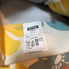 ニトリ花柄カーテン4枚の画像