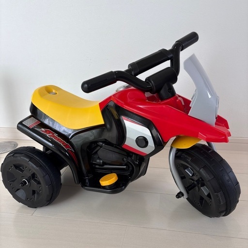 トイザらス 電動バイク AVIGO 電動乗用3輪バイク ミニモト 乗用玩具