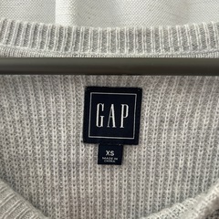 GAP グレー リブ編み 長袖セーターの画像