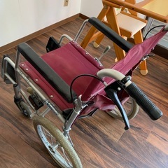 車椅子の画像