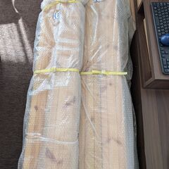 無垢一枚板フローリング・ウッドデッキ材レッドパイン節有サネ加工オイル塗装済B品の画像