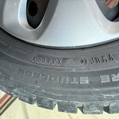 スタッドレスタイヤの画像