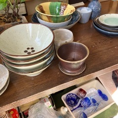 食器各種　小鉢、大皿、グラスの画像