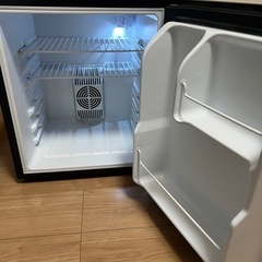 小型冷蔵庫（ジャンク）の画像