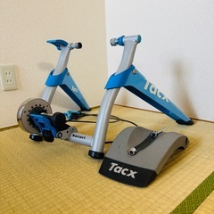Tacx タックス　固定ローラーの画像