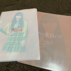 NiziUニナクリアファイの画像