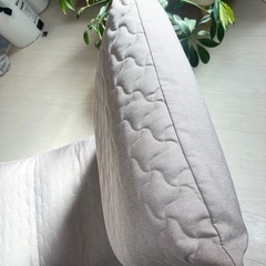 座椅子「和楽の月」＋プラスチック棚セットで3,000円（棚も引き取り必須）の画像