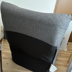 座椅子　ニトリの画像