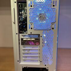 【ホワイト統一】フルカスタムゲーミングPC 新潟県内お届けOK！の画像